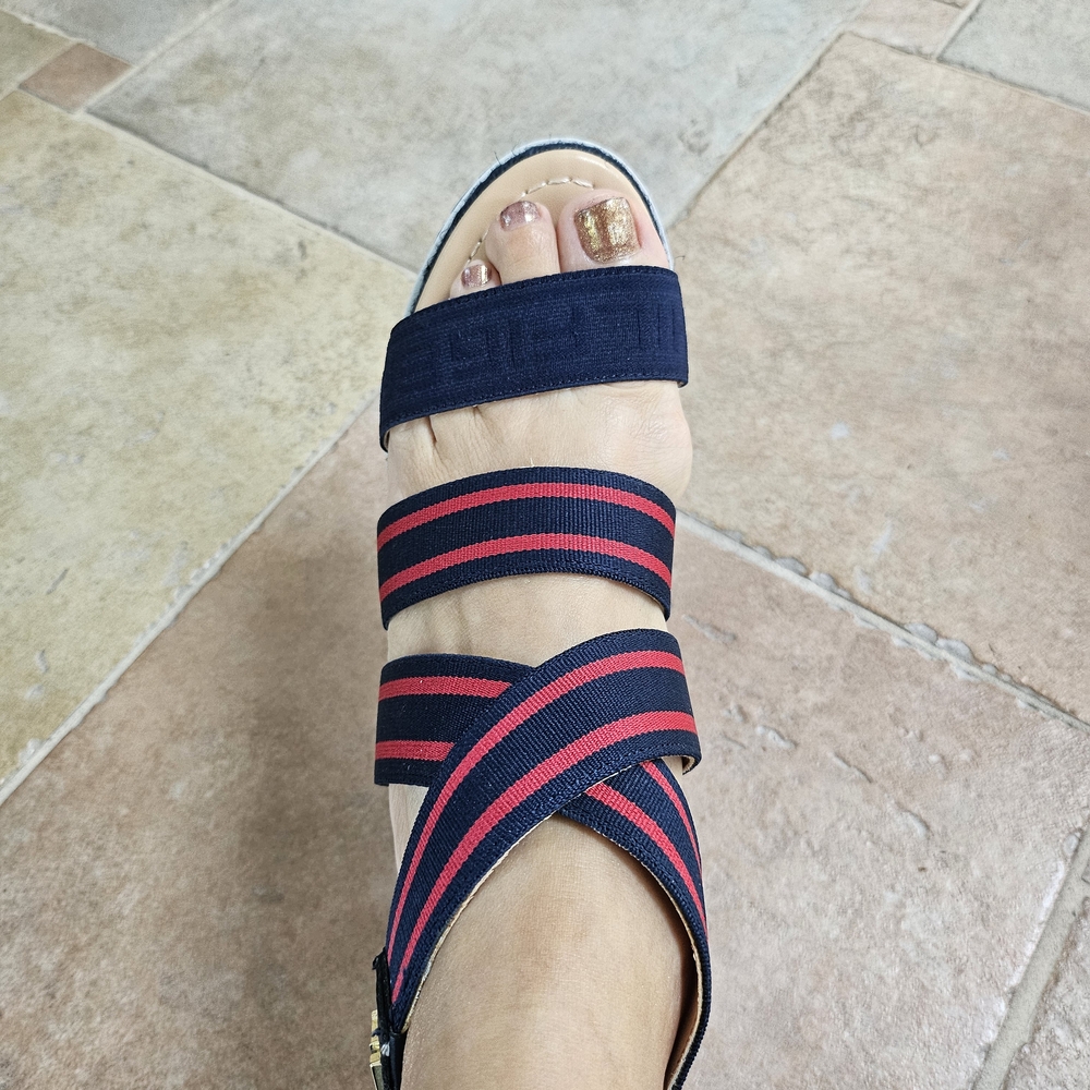 Tommy Hilfiger Blue and Red Wedge Sandals Sporty Design - Picture 3 of 7